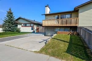 8416 Centre