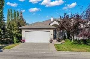 82 Arbour Crest