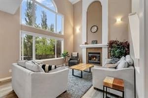 405 Kincora