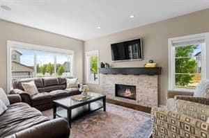 240 Copperpond