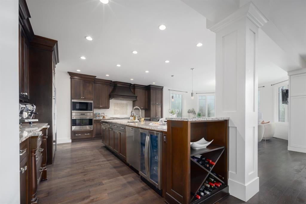 172 Grandview - Thumbnail 3