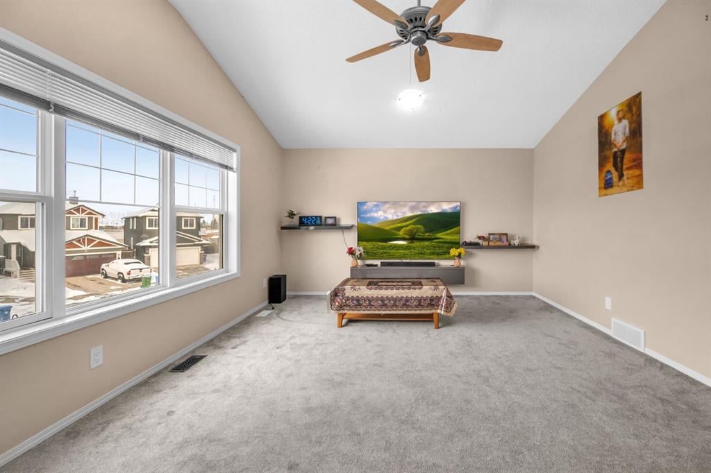 288 Saddlecrest - Thumbnail 7