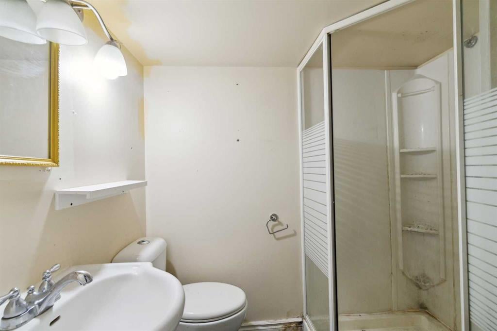 176 Fullerton - Thumbnail 4