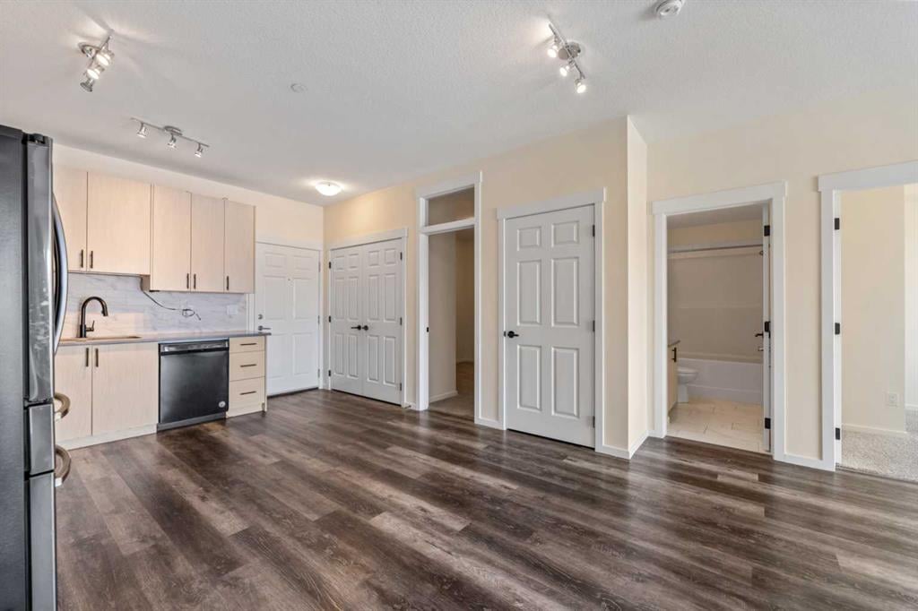 298 SAGE MEADOWS - Thumbnail 8