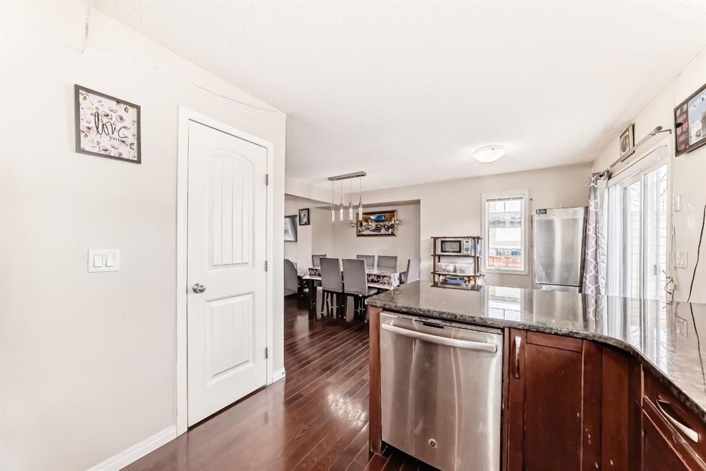 8370 Saddlebrook - Thumbnail 5