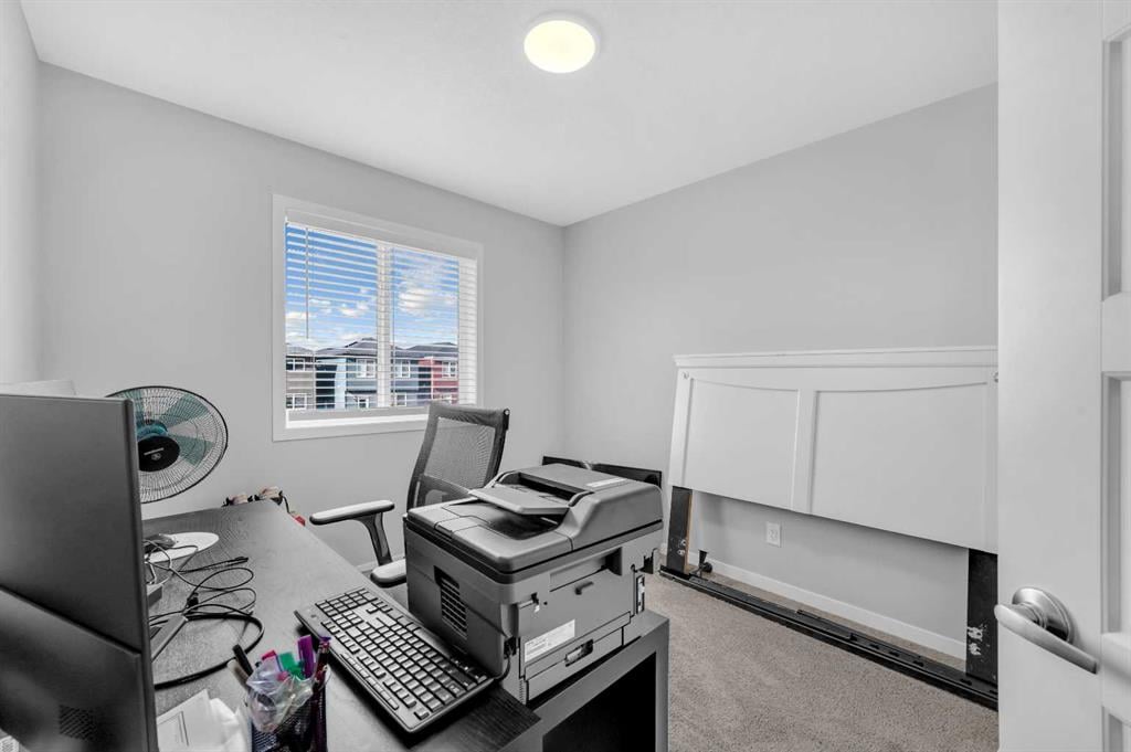 220 Cornerstone - Thumbnail 4