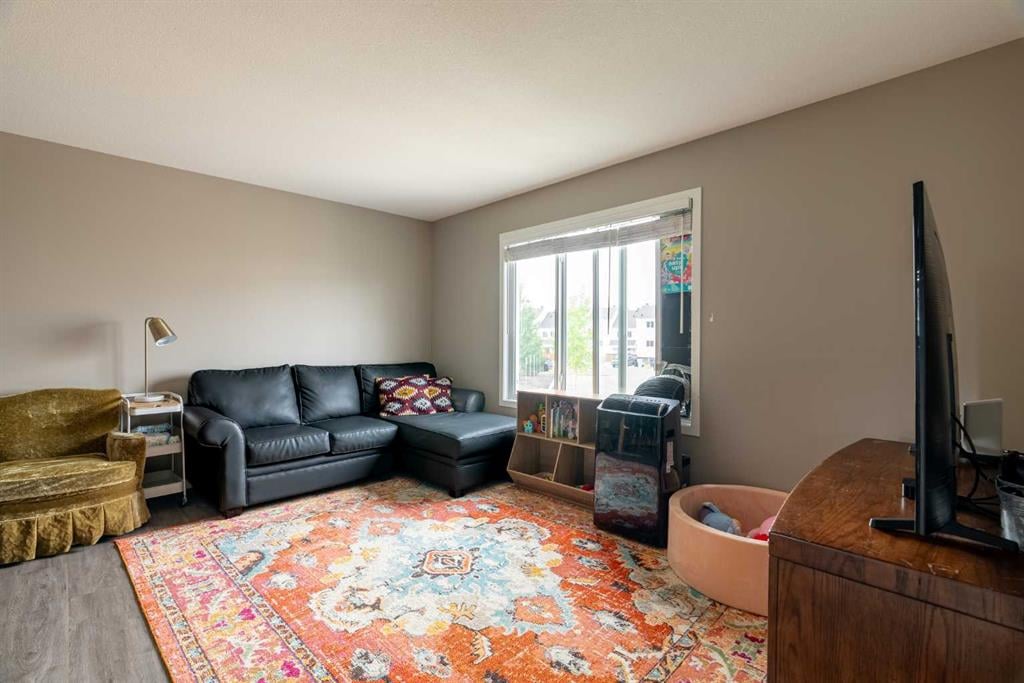 711 Beacon Hill Drive - Thumbnail 7