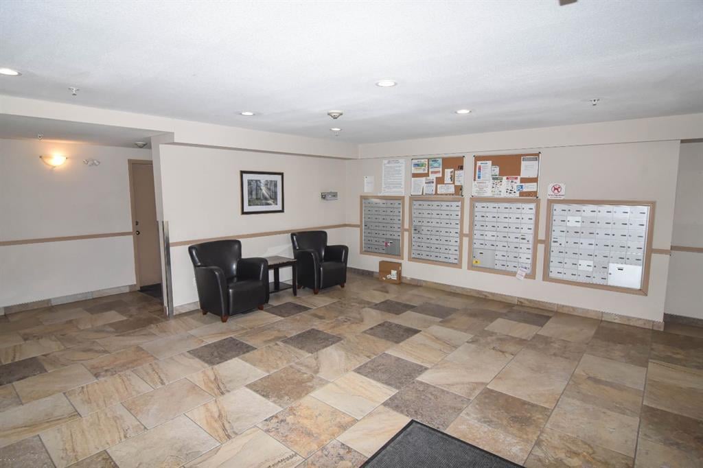 8 Bridlecrest - Thumbnail 6