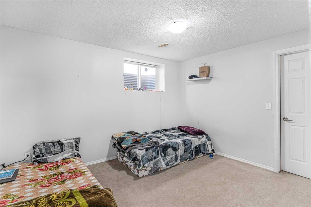 229 Saddlecrest - Thumbnail 5