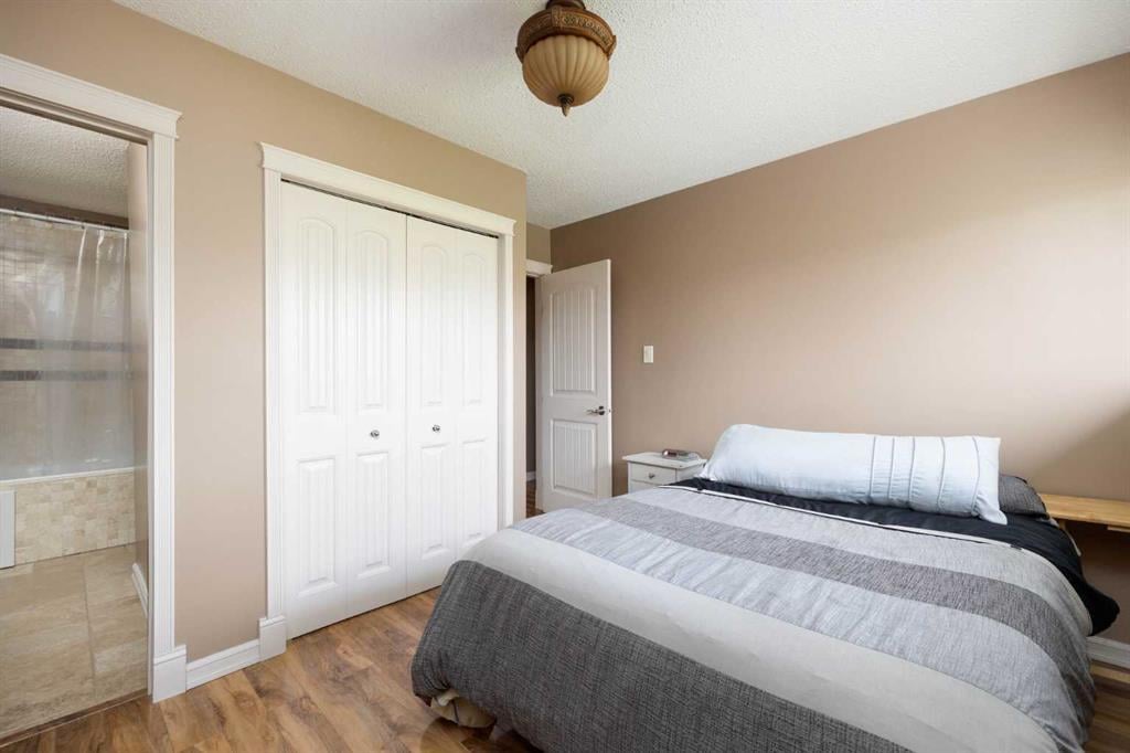 104 Spruce - Thumbnail 5