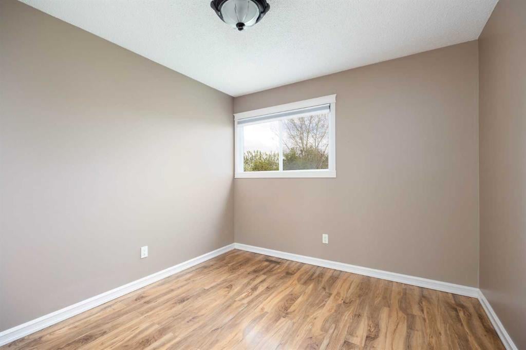 104 Spruce - Thumbnail 6