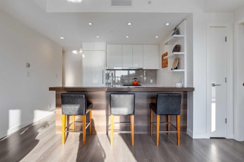 118 Waterfront - Thumbnail 4
