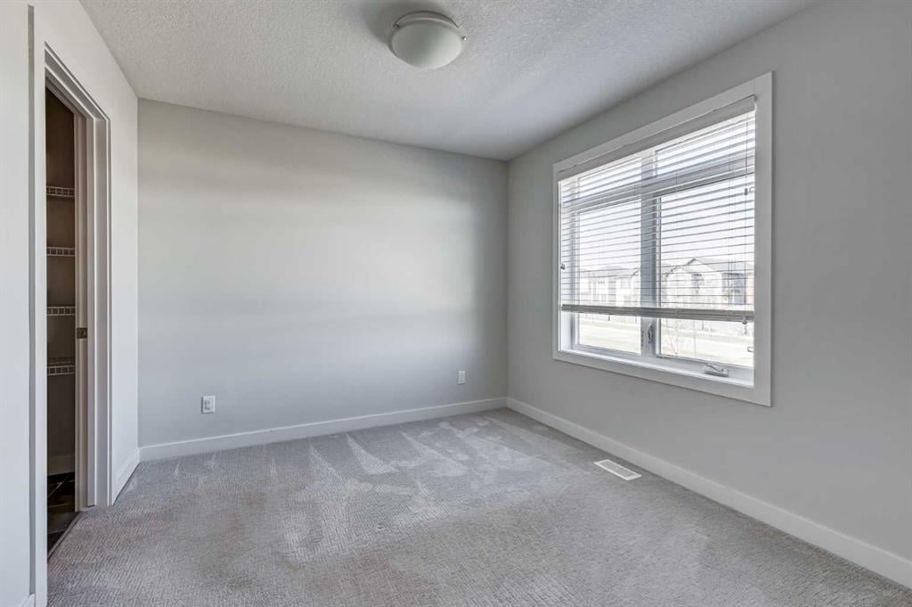 118 Sage Bluff - Thumbnail 5