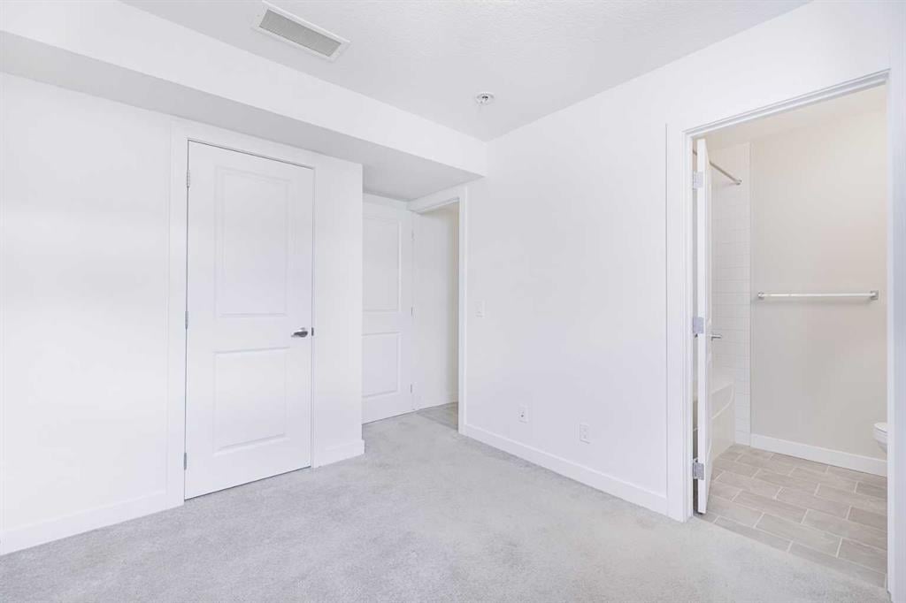 229 Sage Hill - Thumbnail 4