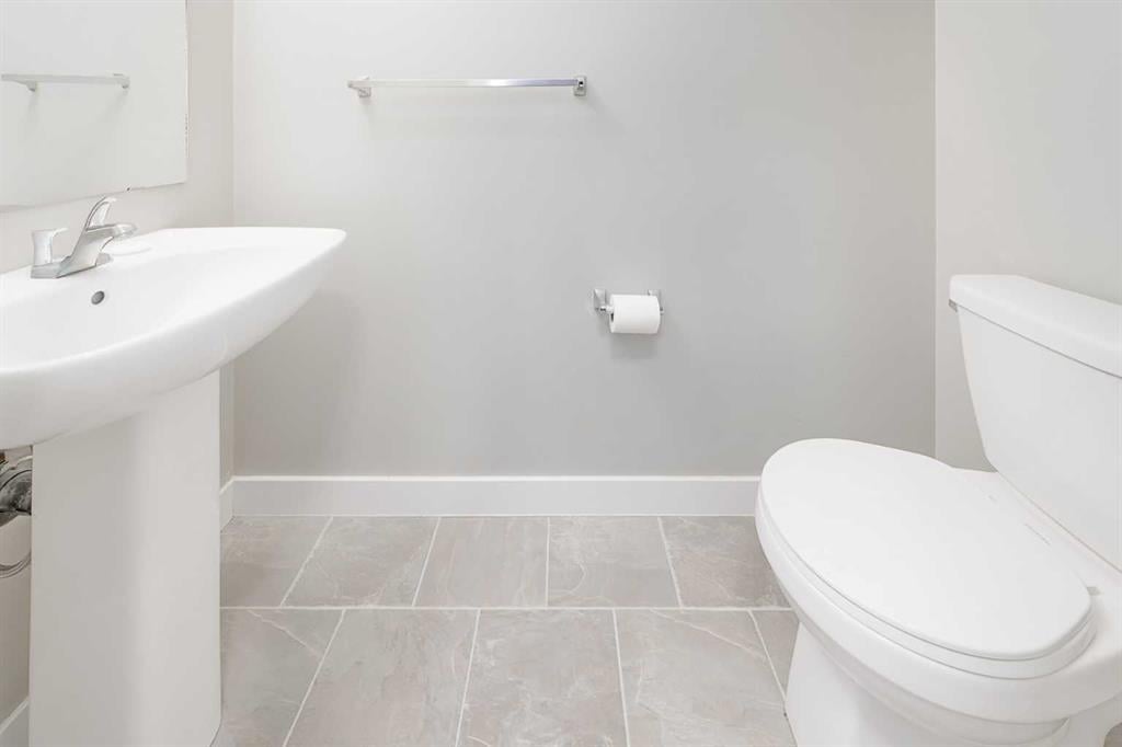 229 Sage Hill - Thumbnail 6