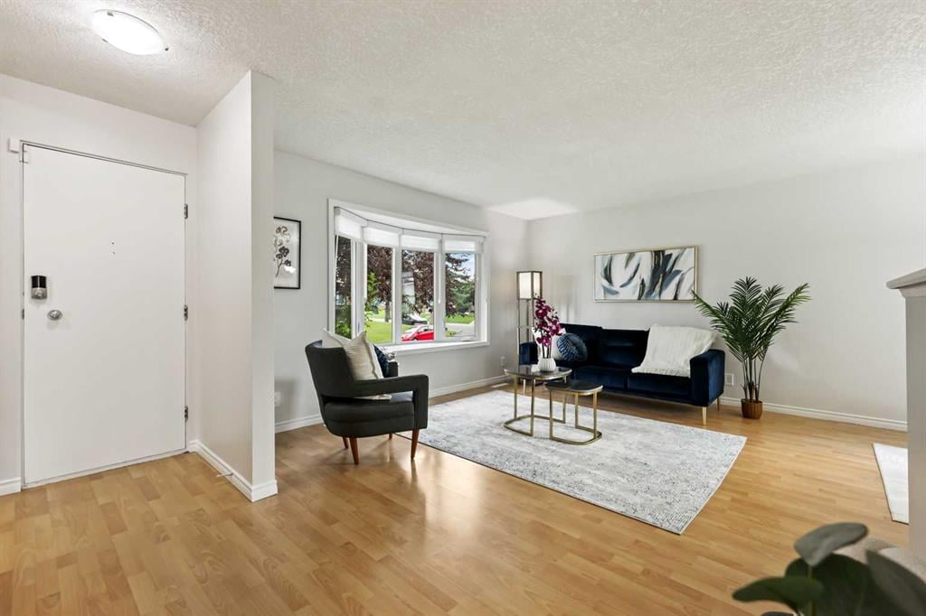 5232 Marshall - Thumbnail 4