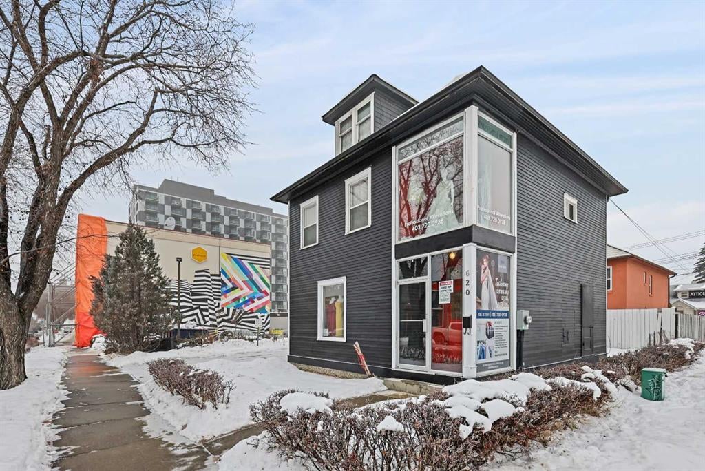 620 Marsh - Thumbnail 5
