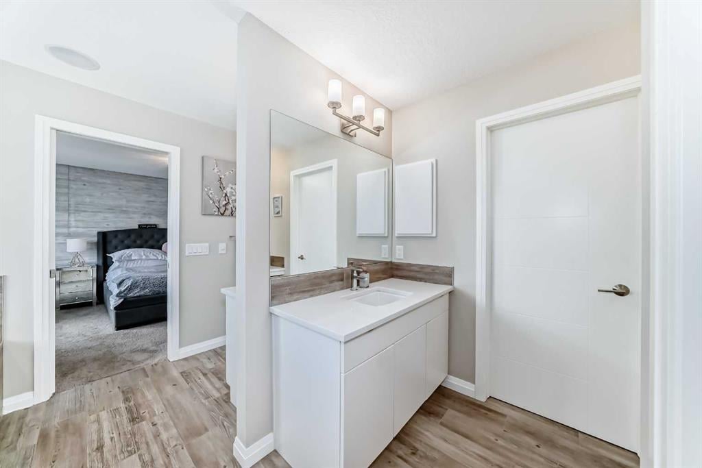 212 Auburn Meadows - Thumbnail 2