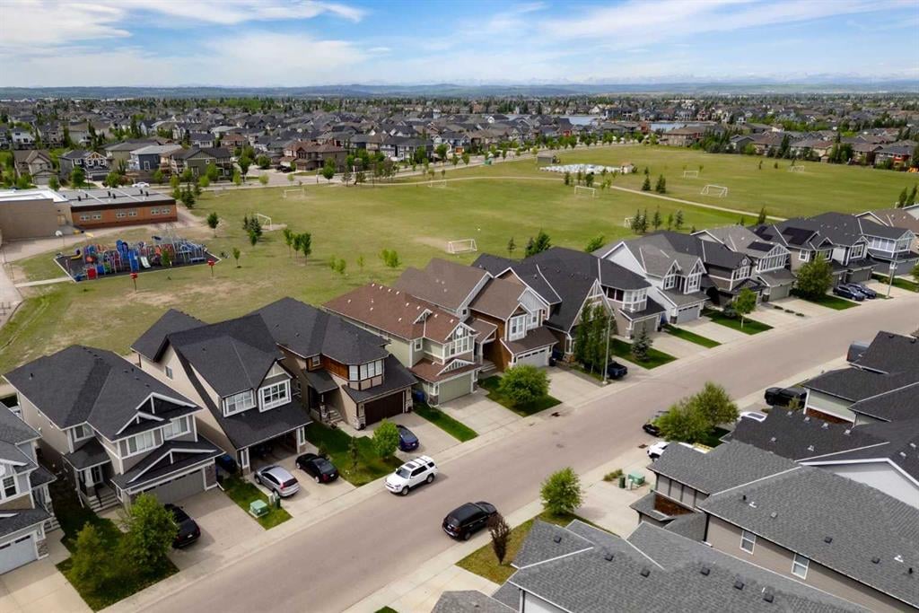 220 Auburn Meadows - Thumbnail 8