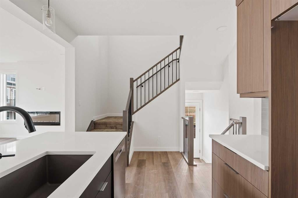 83 Silver Spruce - Thumbnail 5