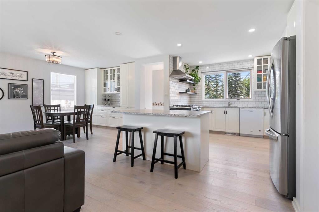56 Maple Court - Thumbnail 6