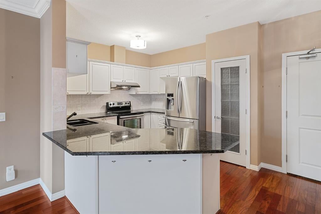 1207 Lake Fraser - Thumbnail 7