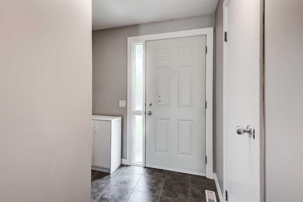 5425 Pensacola - Thumbnail 6
