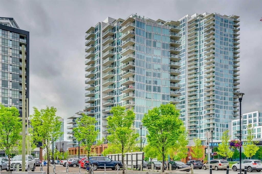 519 Riverfront - Thumbnail 1