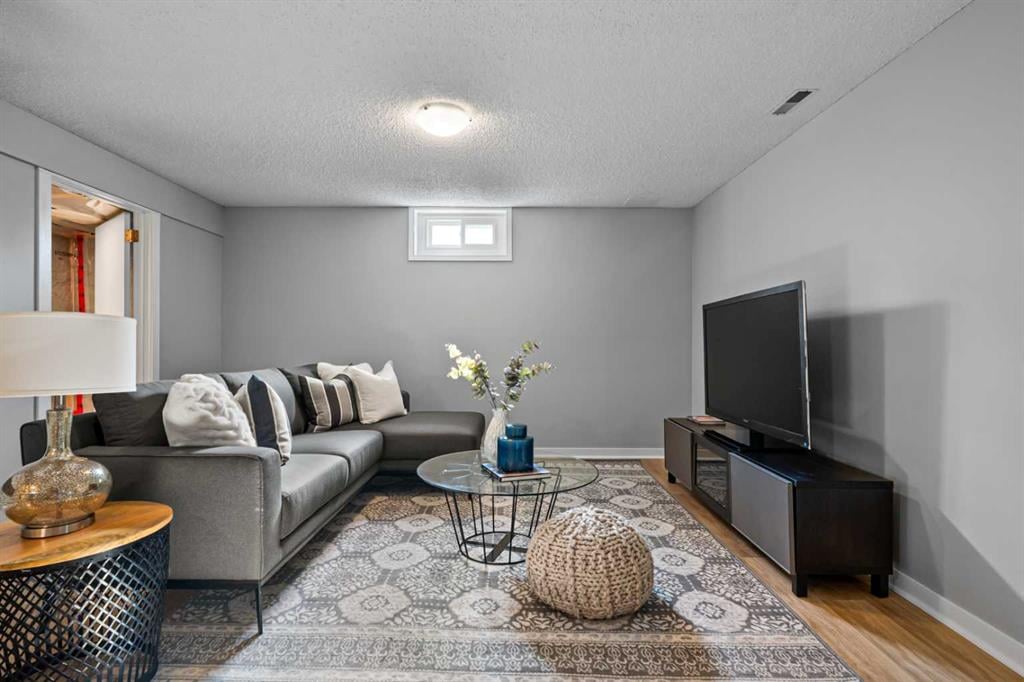 308 Parkridge - Thumbnail 6