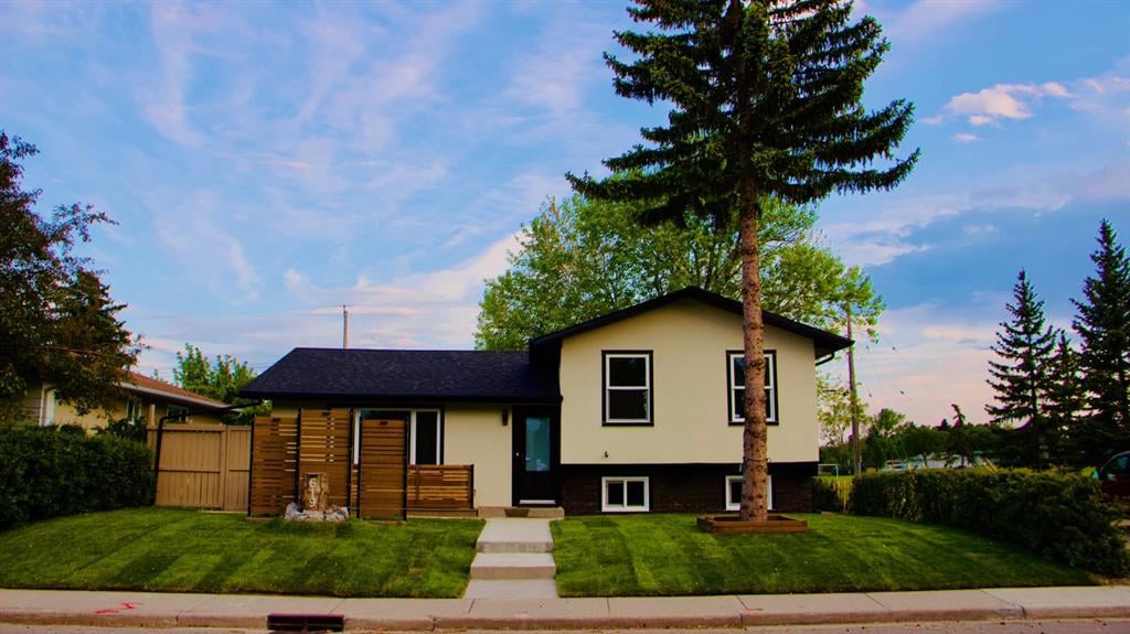 619 Arlington - Thumbnail 1