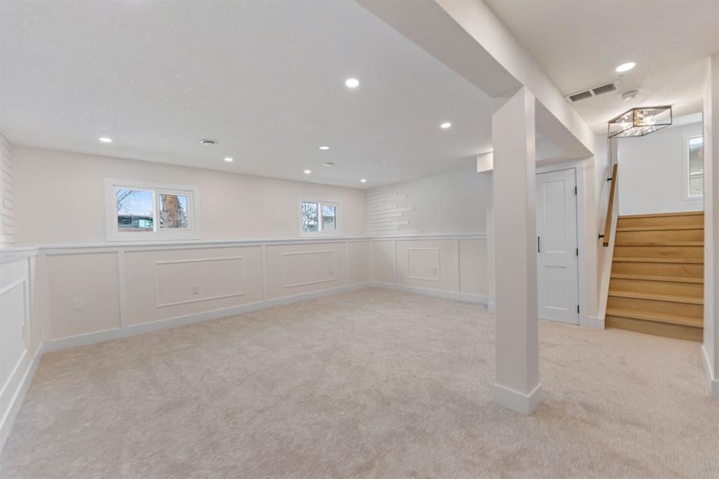 619 Arlington - Thumbnail 2