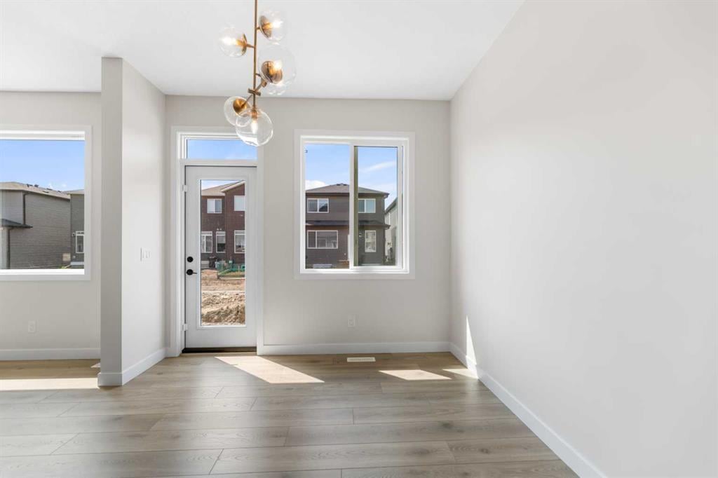 35 Corner Glen - Thumbnail 7
