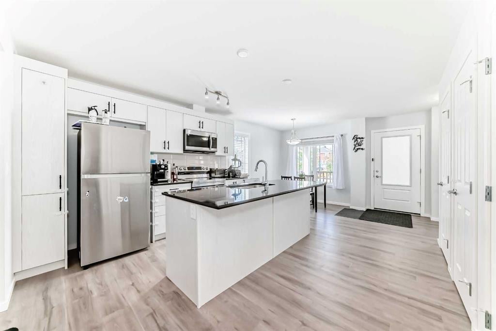 181 Yorkville - Thumbnail 5