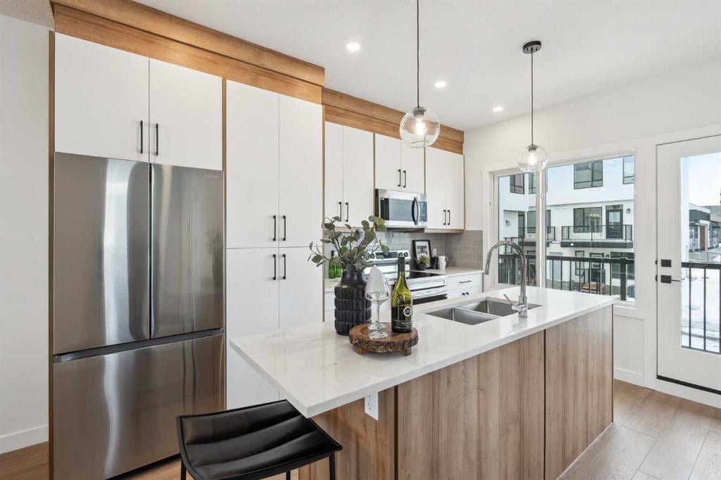235 sage hill - Thumbnail 2