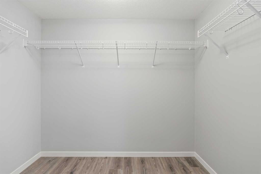 4150 Seton - Thumbnail 3