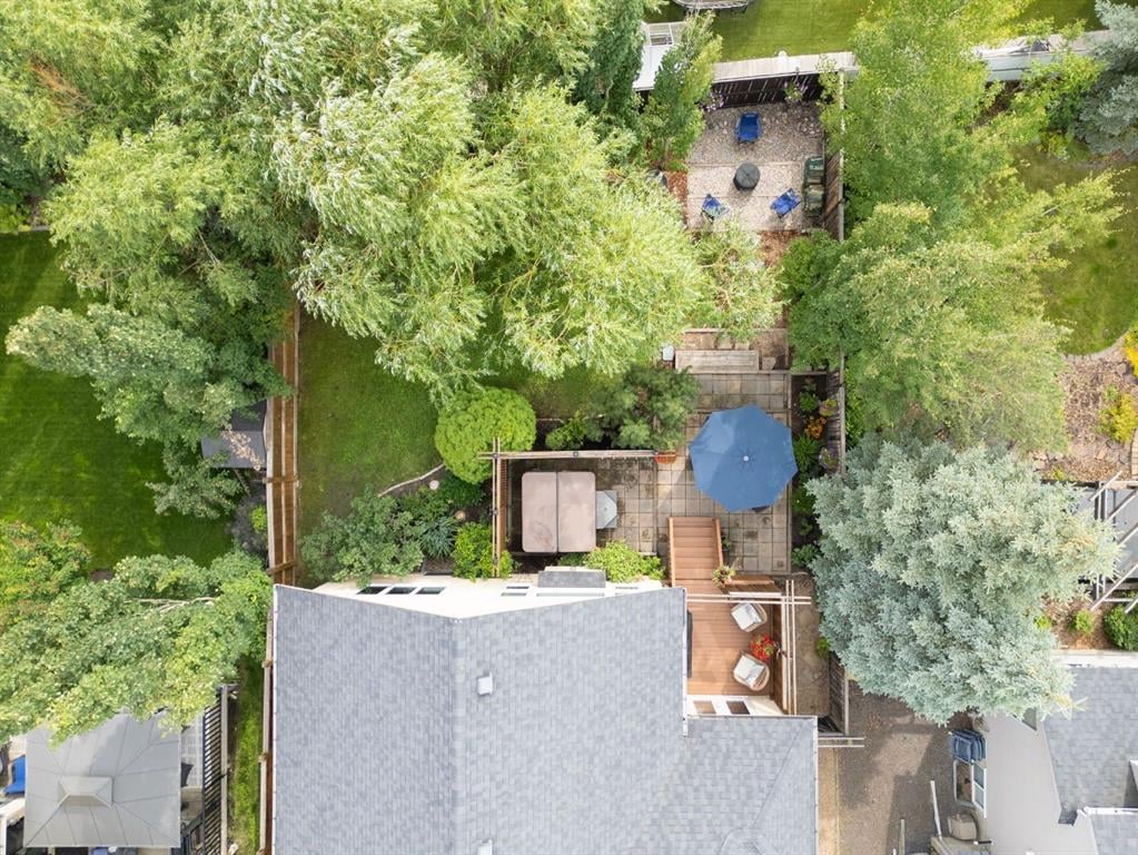 137 Elgin Estates - Thumbnail 2