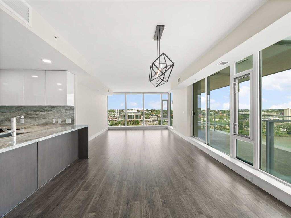 519 Riverfront - Thumbnail 7
