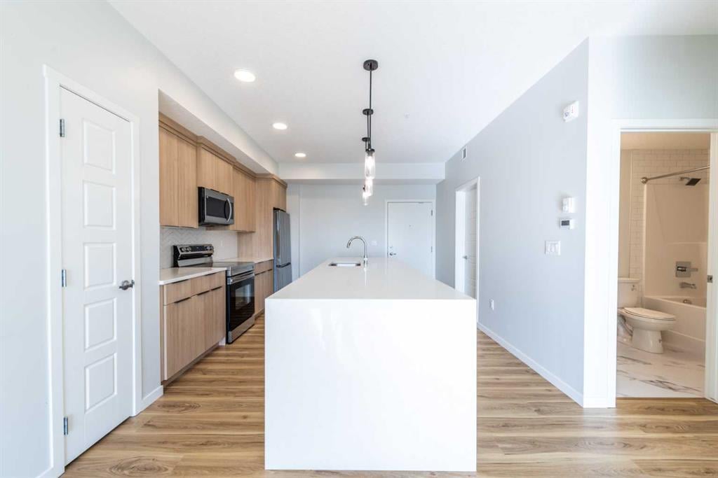 220 Seton - Thumbnail 8