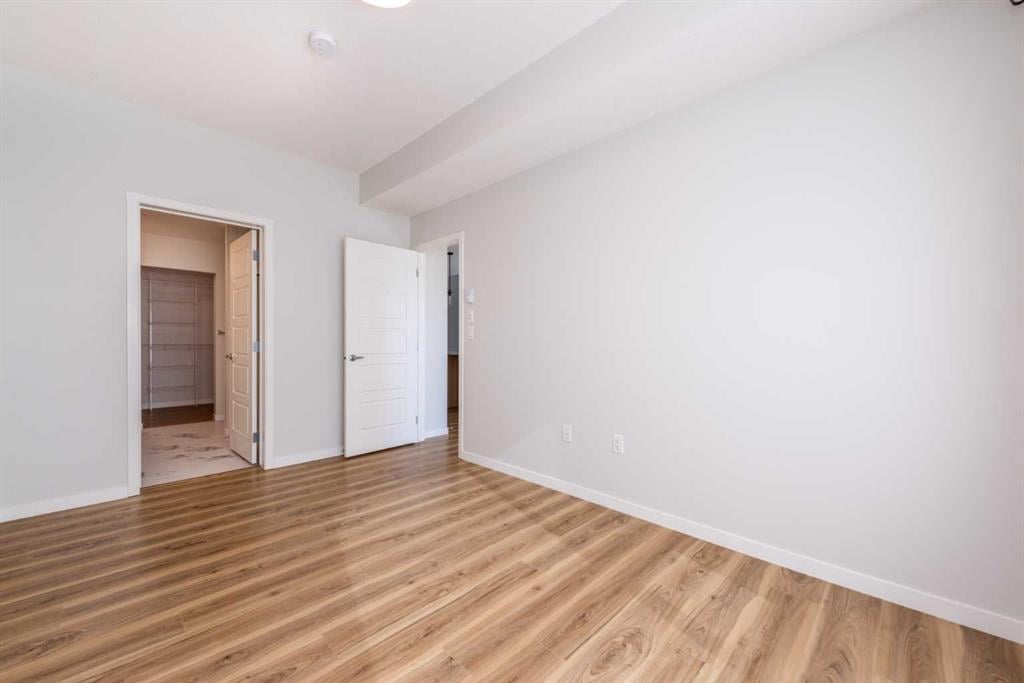 220 Seton - Thumbnail 5