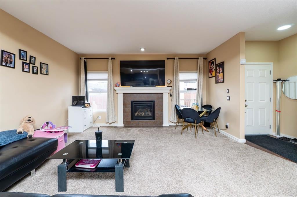 163 Skyview Springs - Thumbnail 5