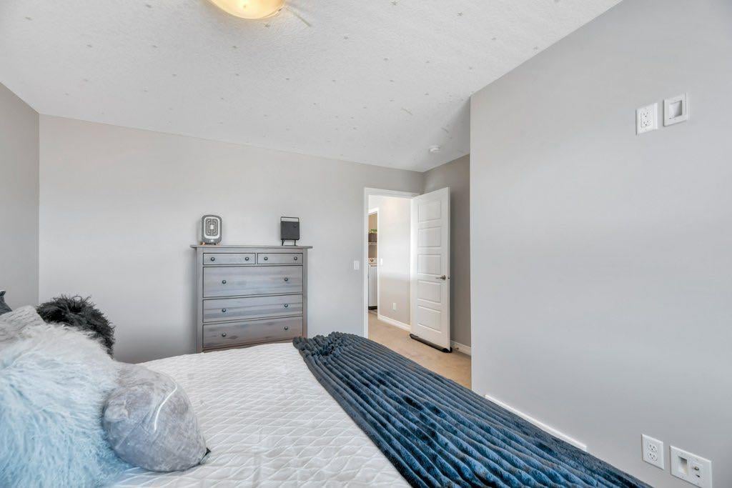 108 Evanston - Thumbnail 7