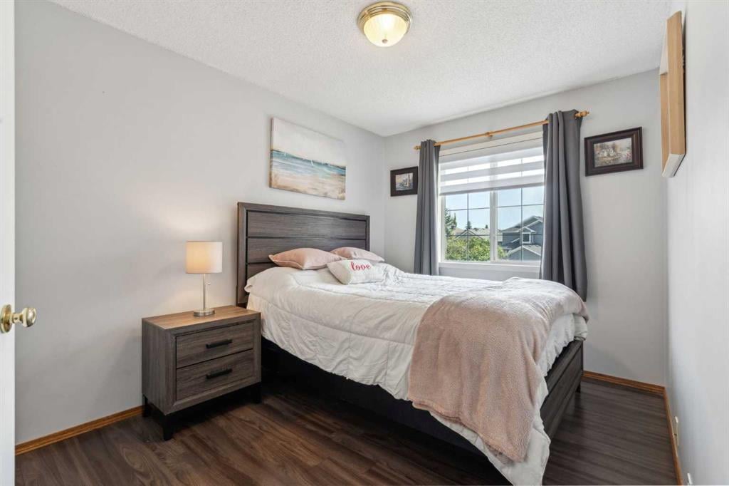 126 Somerset - Thumbnail 2