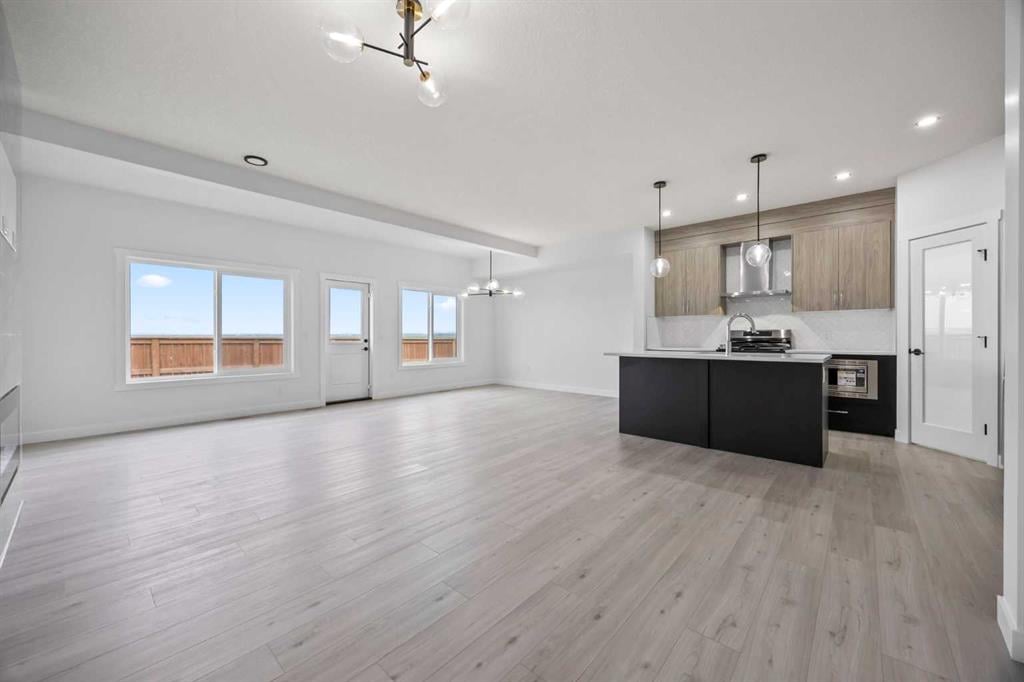 501 Corner Meadows - Thumbnail 5