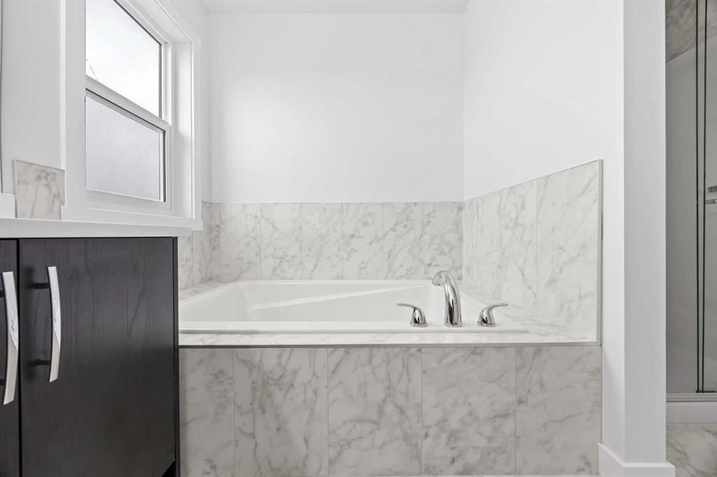 501 Corner Meadows - Thumbnail 3
