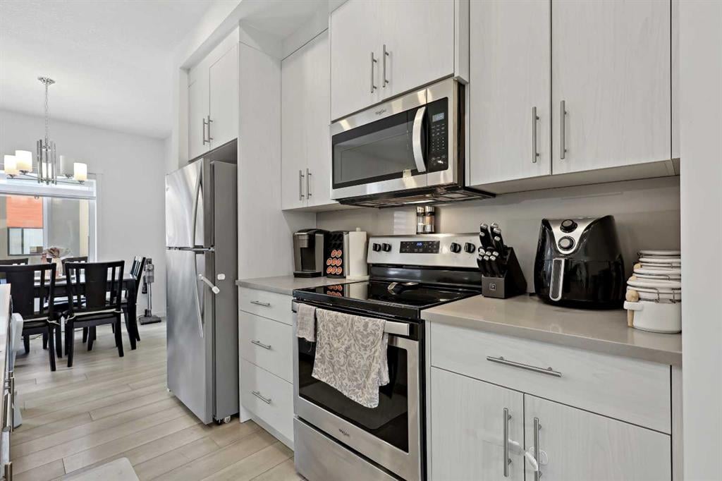 333 Sage Hill - Thumbnail 8