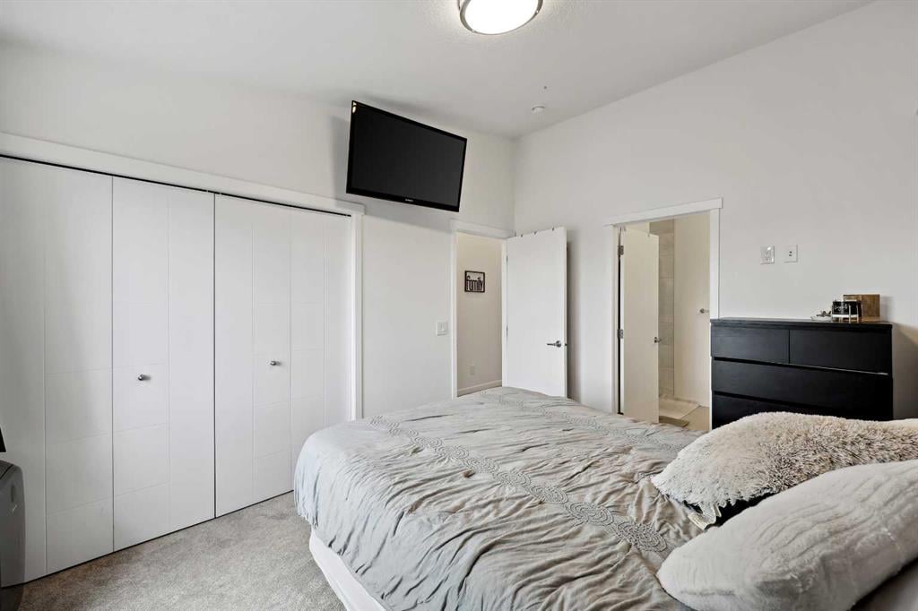 333 Sage Hill - Thumbnail 5