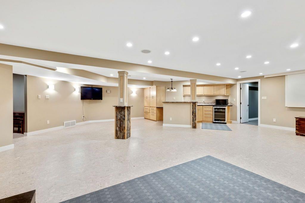35 Eagle Ridge - Thumbnail 8