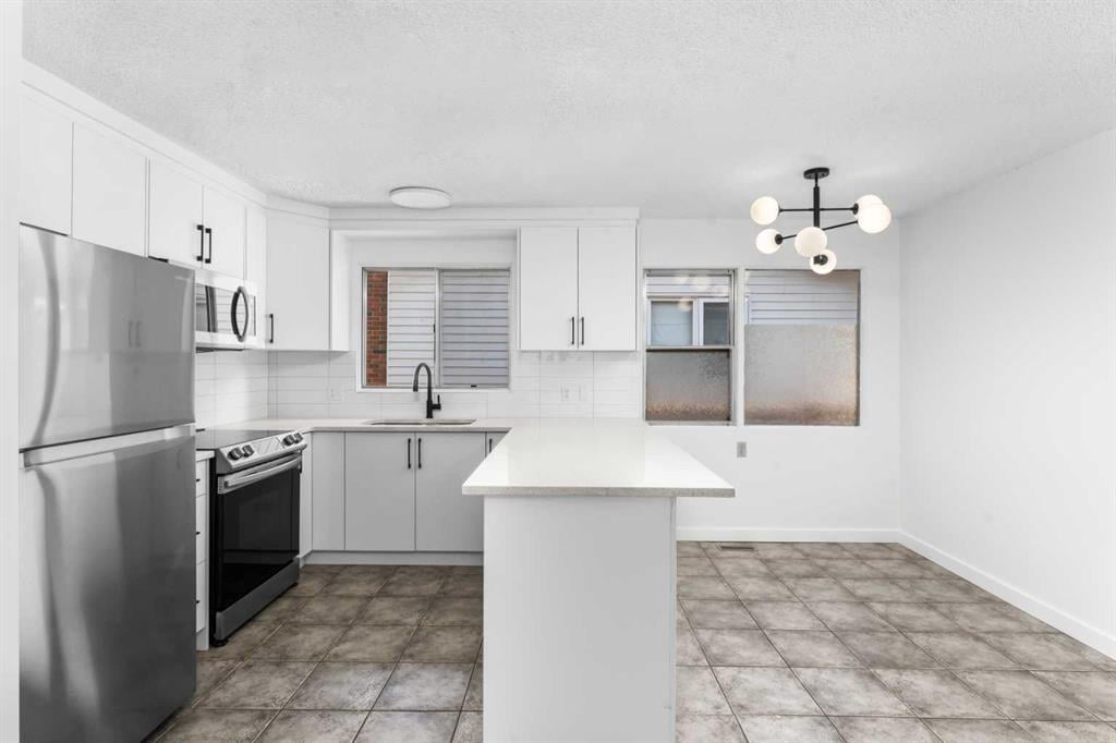 6267 Silver Springs - Thumbnail 6