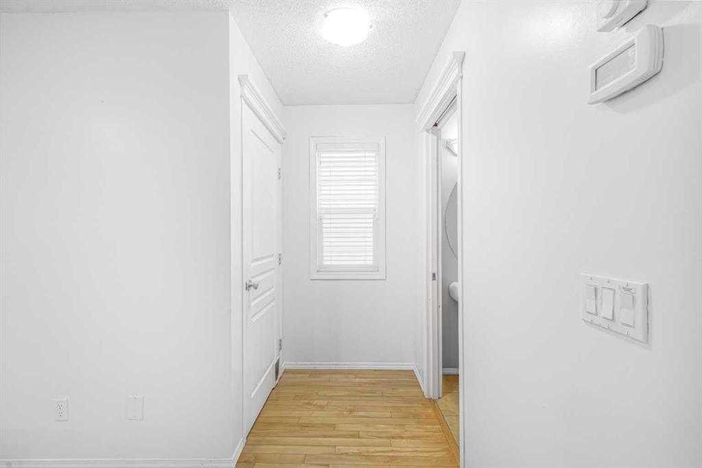 102 Evansford - Thumbnail 2