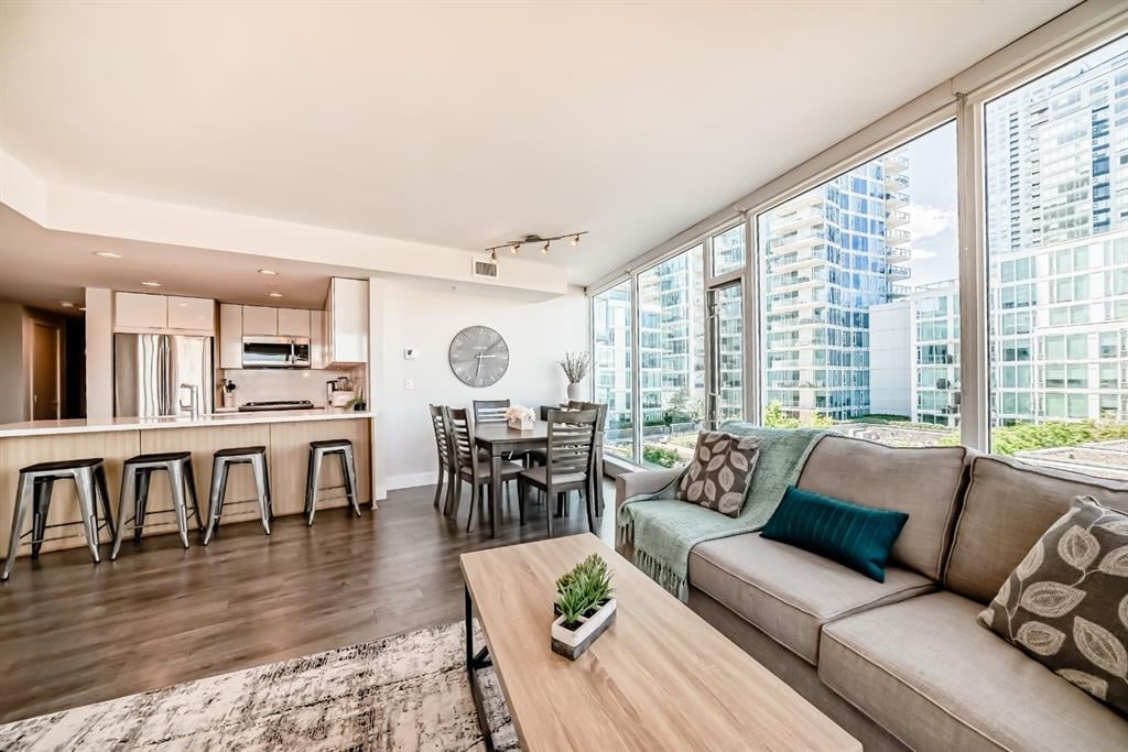 519 Riverfront - Thumbnail 7